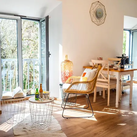 Les De Sylvie Apartman